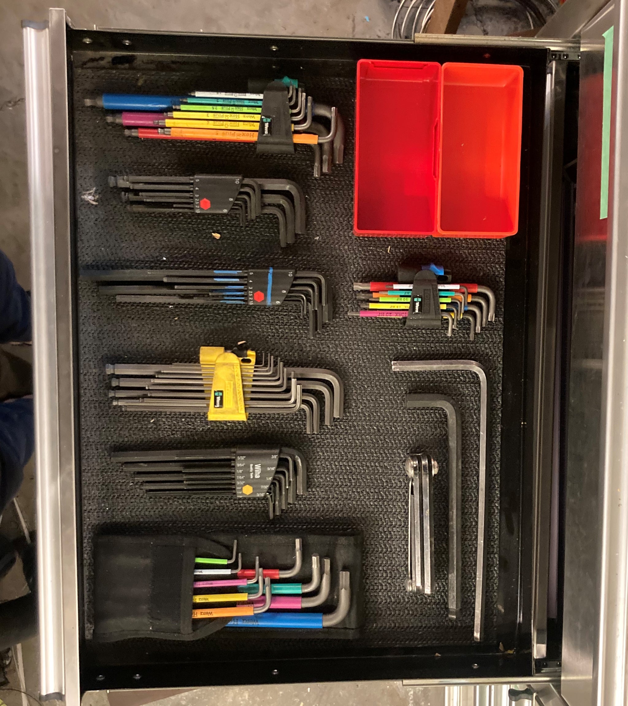 Upload a picture of your drawer