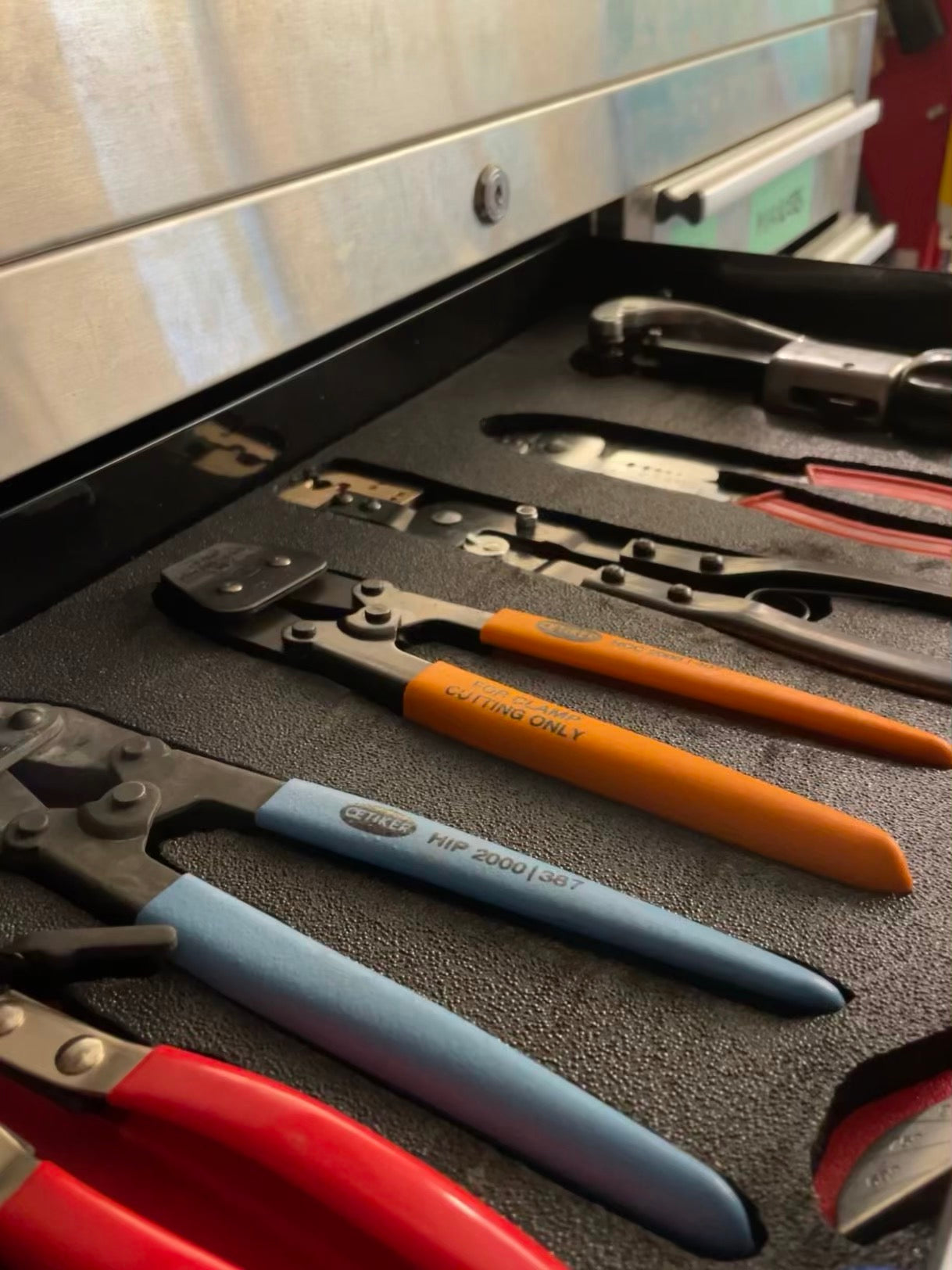 Receive your organized drawer liner